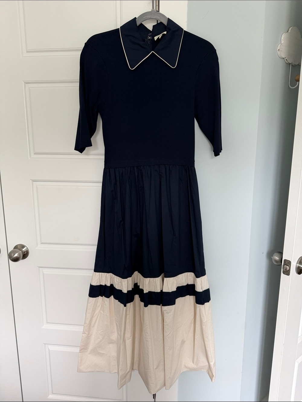 Tuckernuck Navy and Cream Collar Midi Dress - Sz Small
